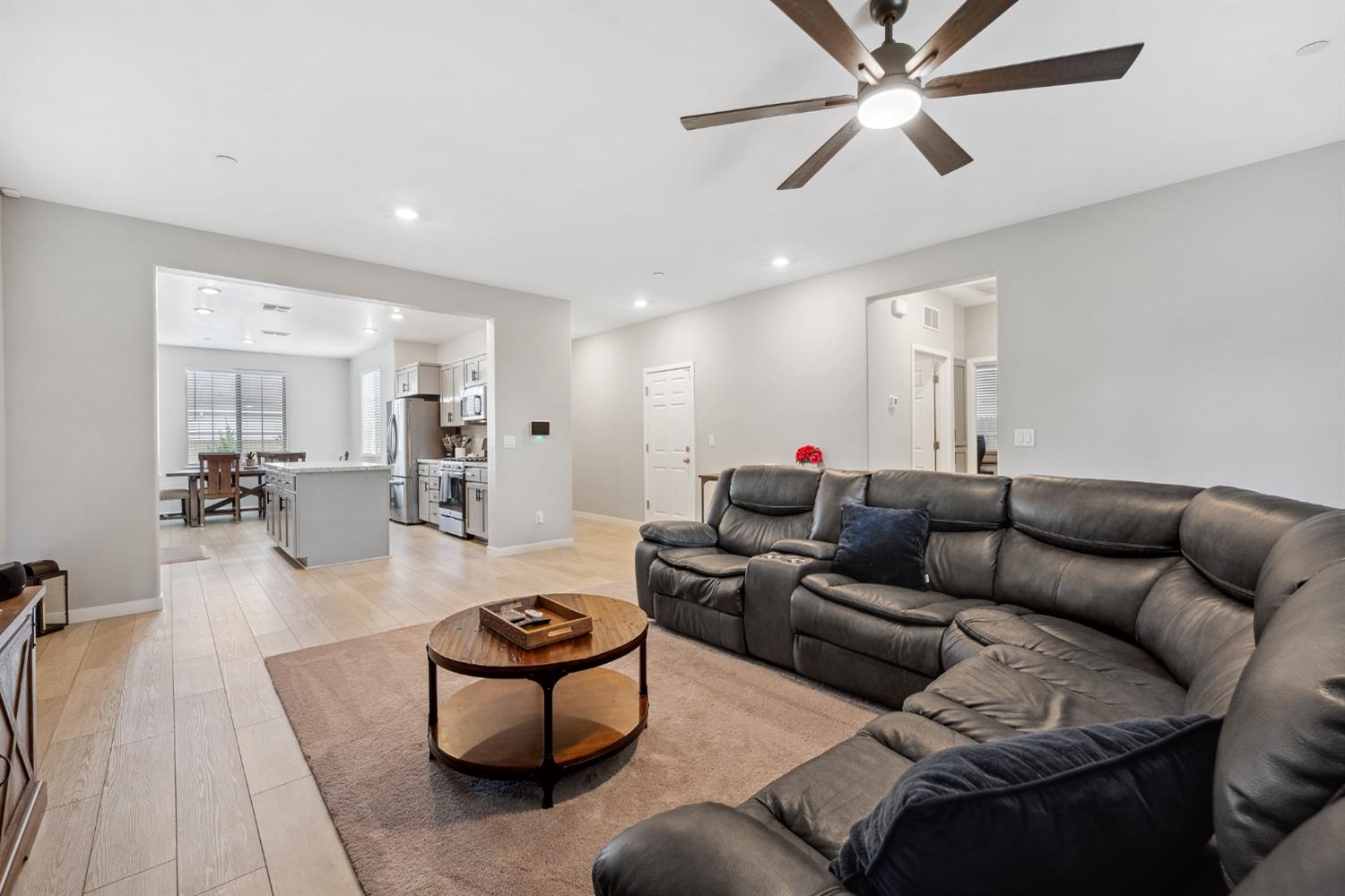 Detail Gallery Image 8 of 27 For 2196 Woodlet St, Marysville,  CA 95901 - 3 Beds | 2 Baths