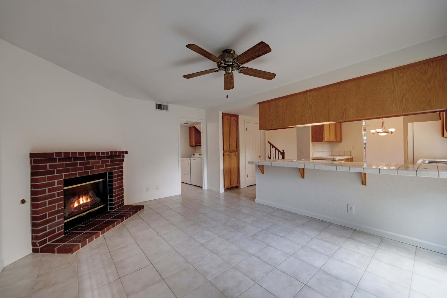 Detail Gallery Image 11 of 23 For 8314 Benjamin Dr, Antelope,  CA 95843 - 3 Beds | 2/1 Baths