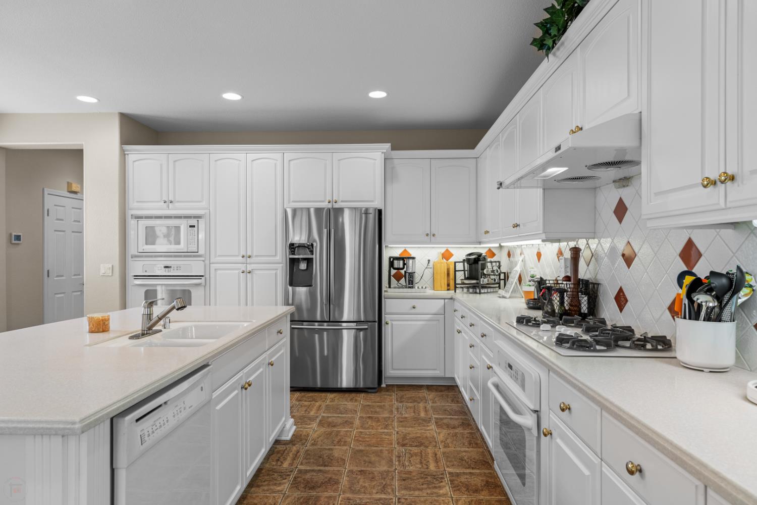 Detail Gallery Image 20 of 59 For 521 Mcdowell Way, Tracy,  CA 95377 - 4 Beds | 3 Baths