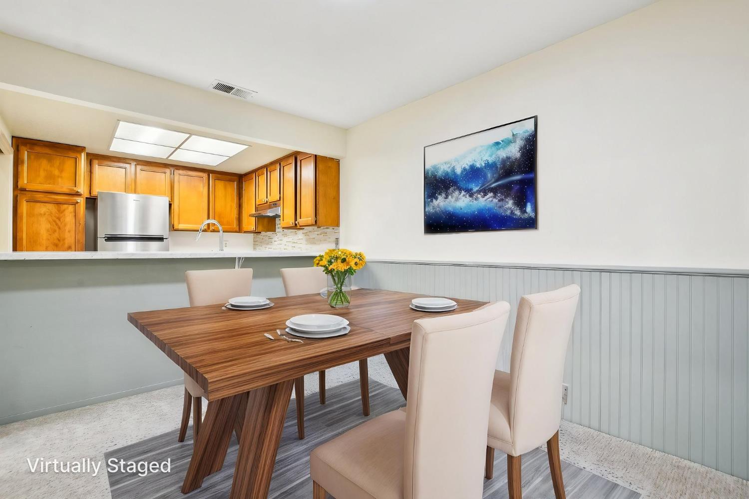 Hurley Way #36, Sacramento, California image 3