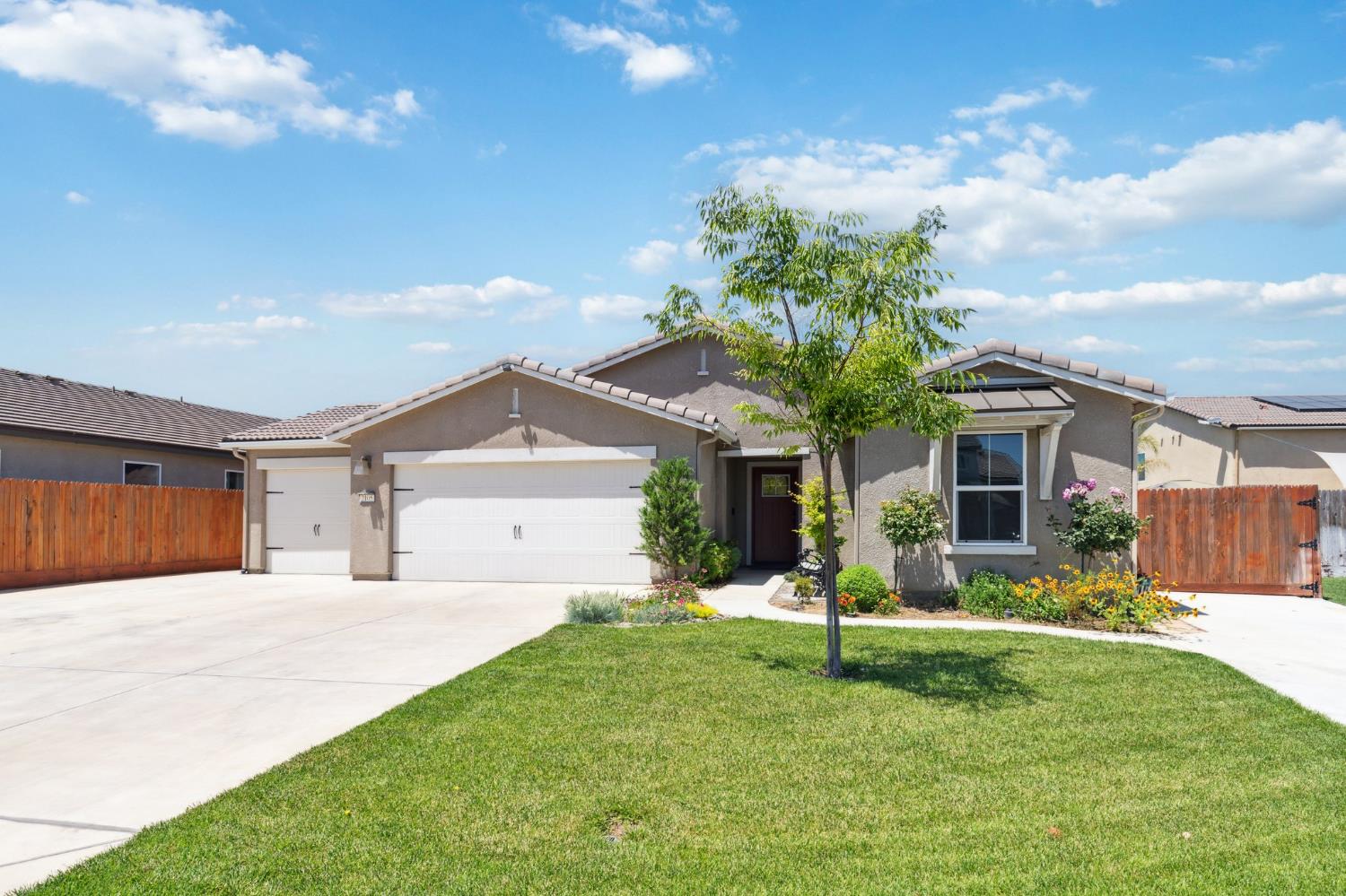 Detail Gallery Image 5 of 38 For 2105 Sonoma Ct, Atwater,  CA 95301 - 4 Beds | 2 Baths