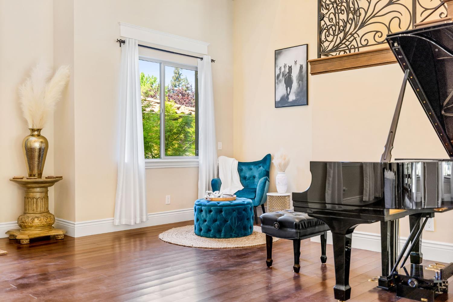 Detail Gallery Image 25 of 98 For 5521 Monte Claire Ln, Loomis,  CA 95650 - 6 Beds | 6/1 Baths