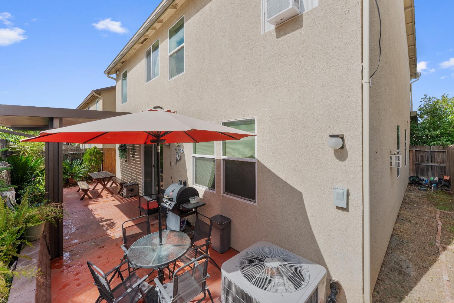 Detail Gallery Image 42 of 59 For 8269 Red Rock Dr, Sacramento,  CA 95829 - 4 Beds | 2/1 Baths