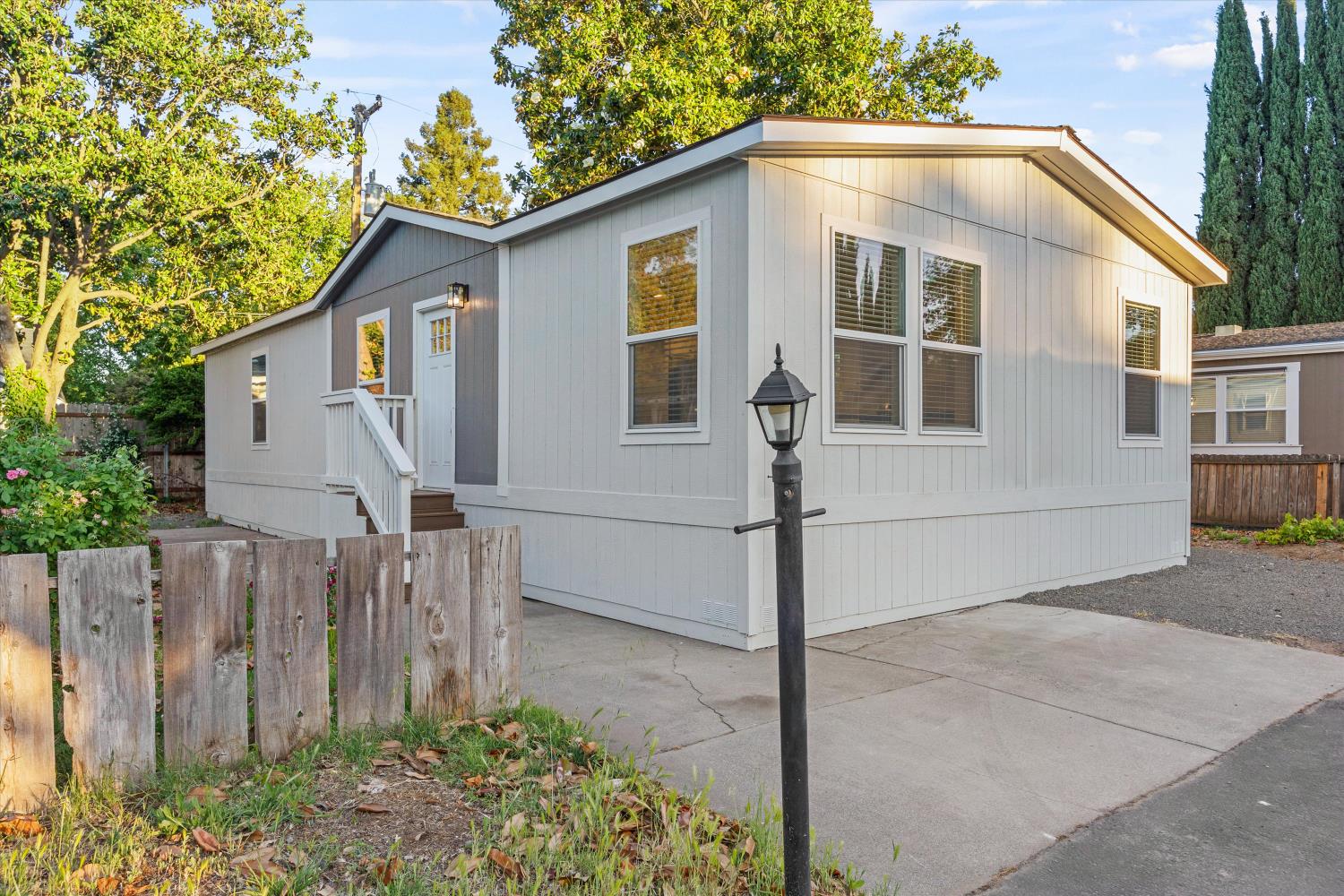 Detail Gallery Image 1 of 28 For 2135 Nord 40, Butte,  CA 95926 - 3 Beds | 2 Baths