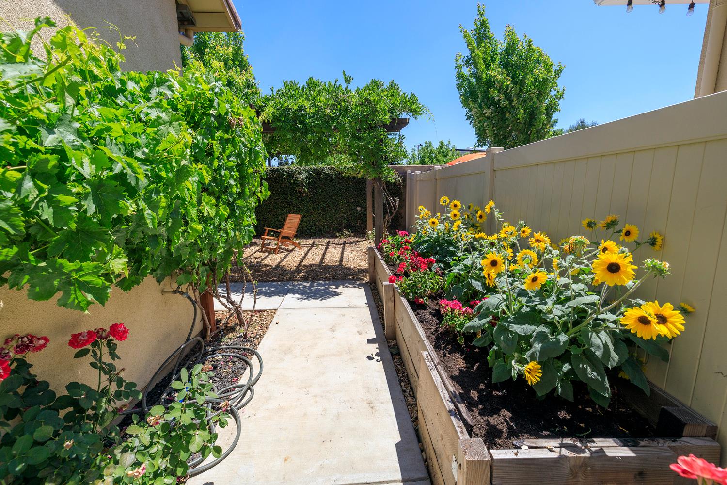 Detail Gallery Image 50 of 58 For 367 via Attivo, Oakdale,  CA 95361 - 2 Beds | 2/1 Baths