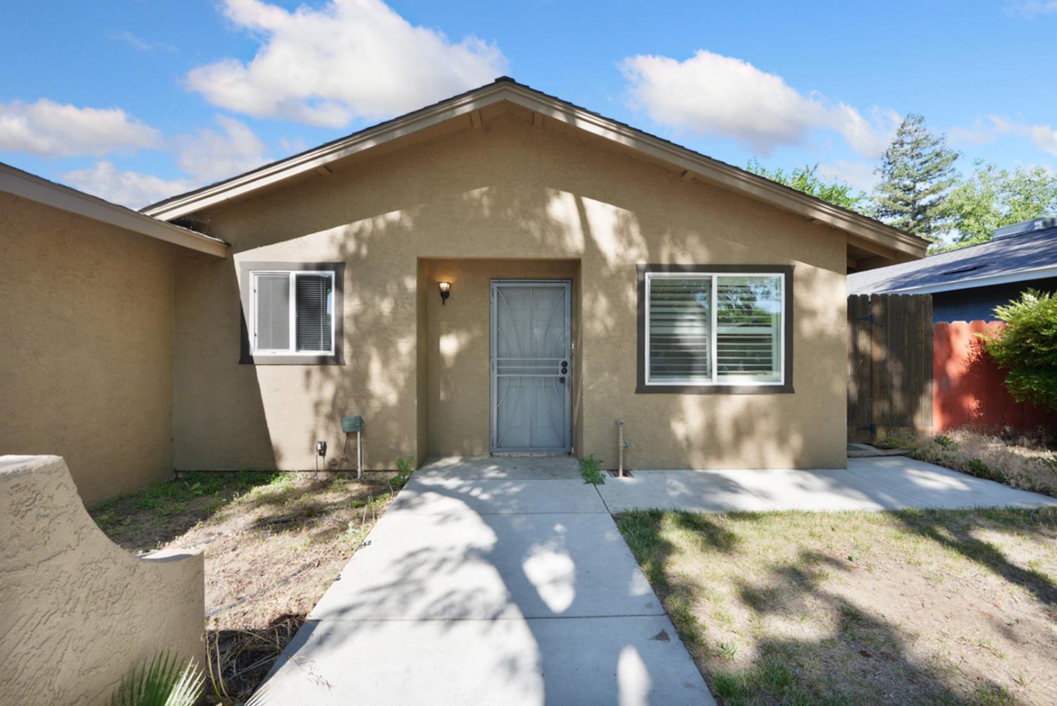 Ronald Court, Modesto, California image 3