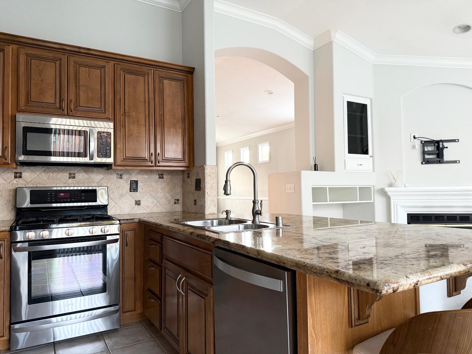 Adagio Way, Citrus Heights, California image 10