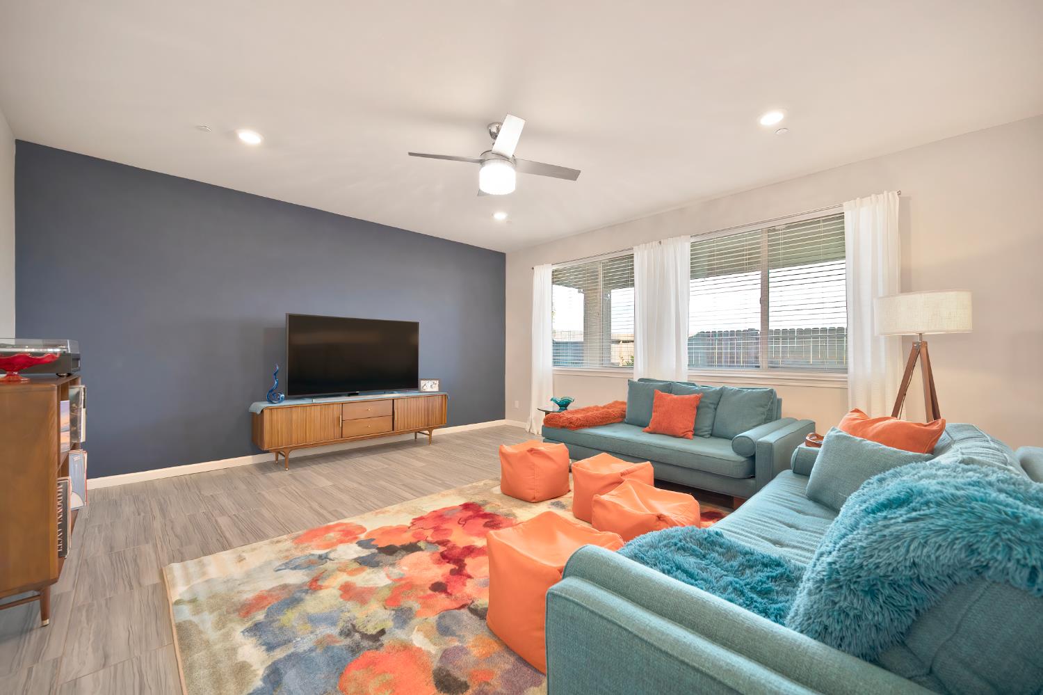 Evanston Way, Rancho Cordova, California image 17