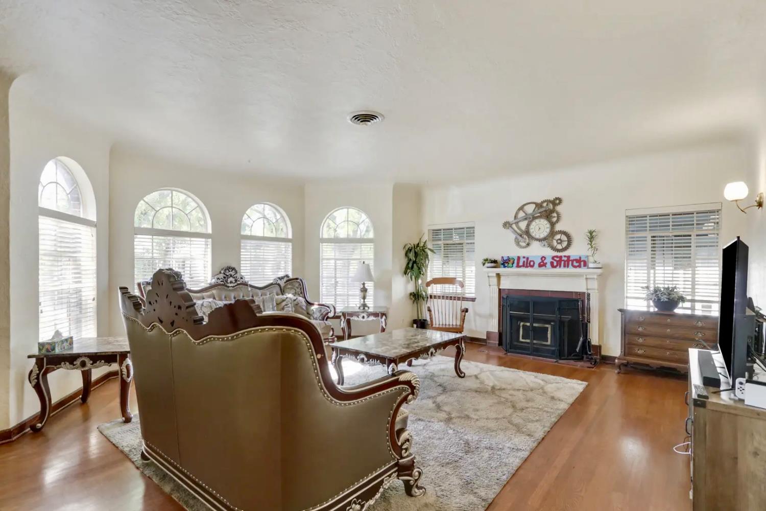 Detail Gallery Image 6 of 39 For 423 W Monterey Ave, Stockton,  CA 95204 - 2 Beds | 1 Baths