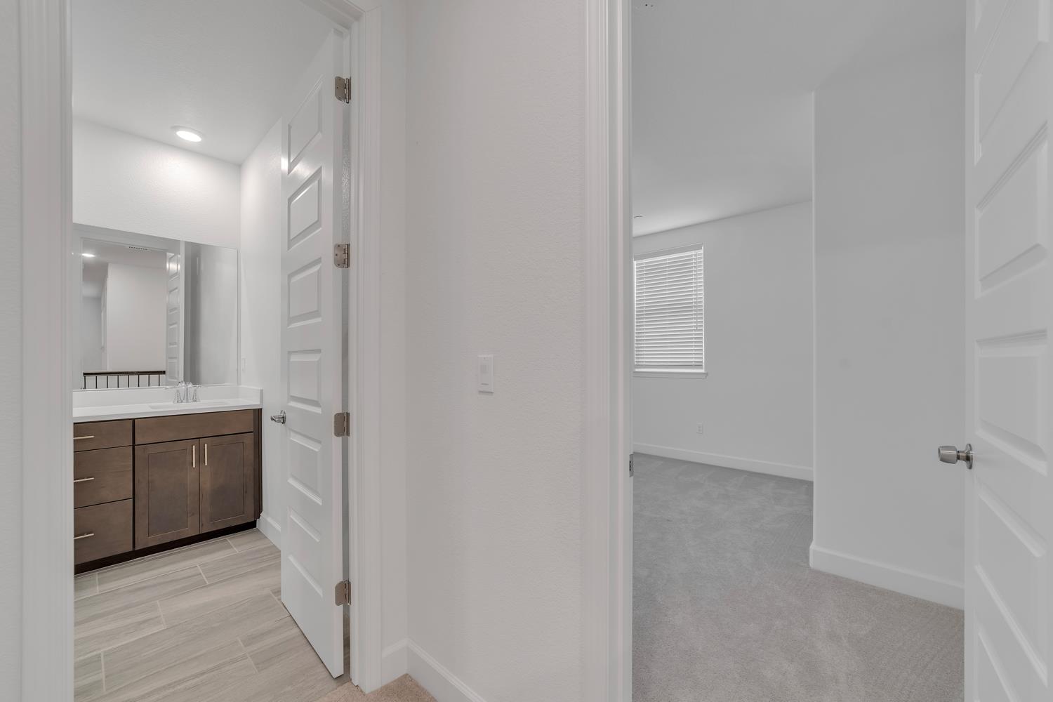 Detail Gallery Image 45 of 61 For 5092 Gold Rush Dr, Folsom,  CA 95630 - 4 Beds | 3/1 Baths