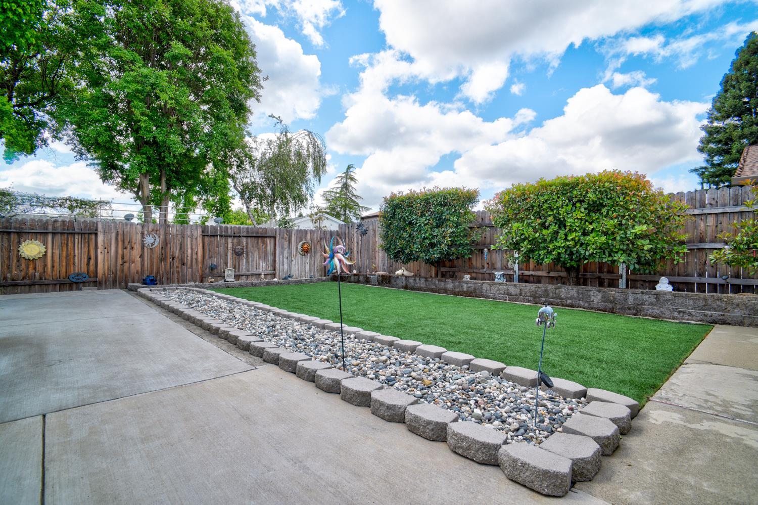 Detail Gallery Image 33 of 46 For 630 Grider Dr, Roseville,  CA 95678 - 3 Beds | 2 Baths