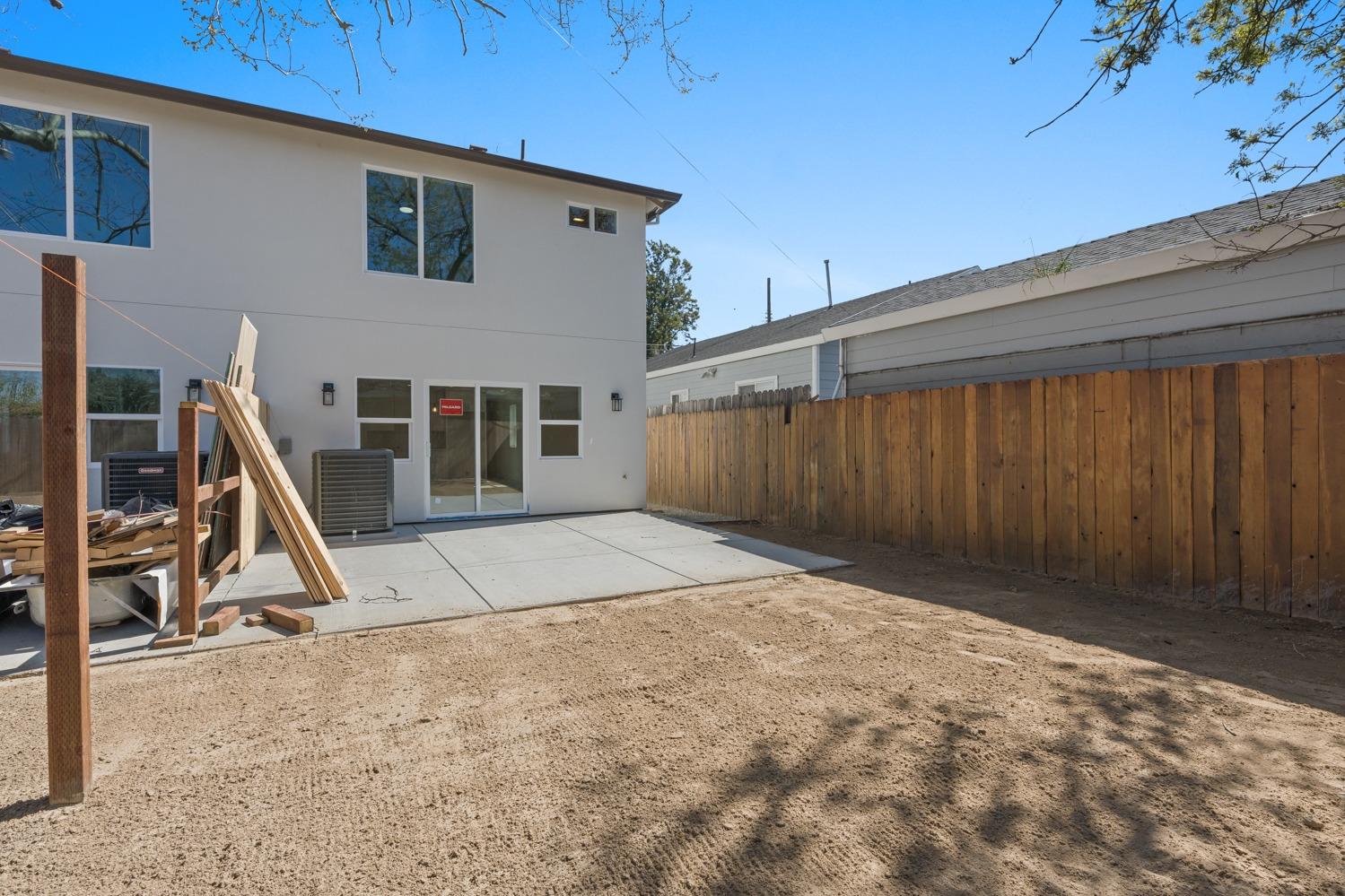 Detail Gallery Image 31 of 33 For 2565 Lexington St, Sacramento,  CA 95815 - – Beds | – Baths