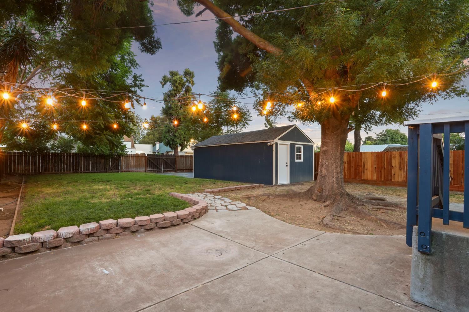 Detail Gallery Image 25 of 30 For 526 Mitchell Ave, Turlock,  CA 95380 - 4 Beds | 1 Baths