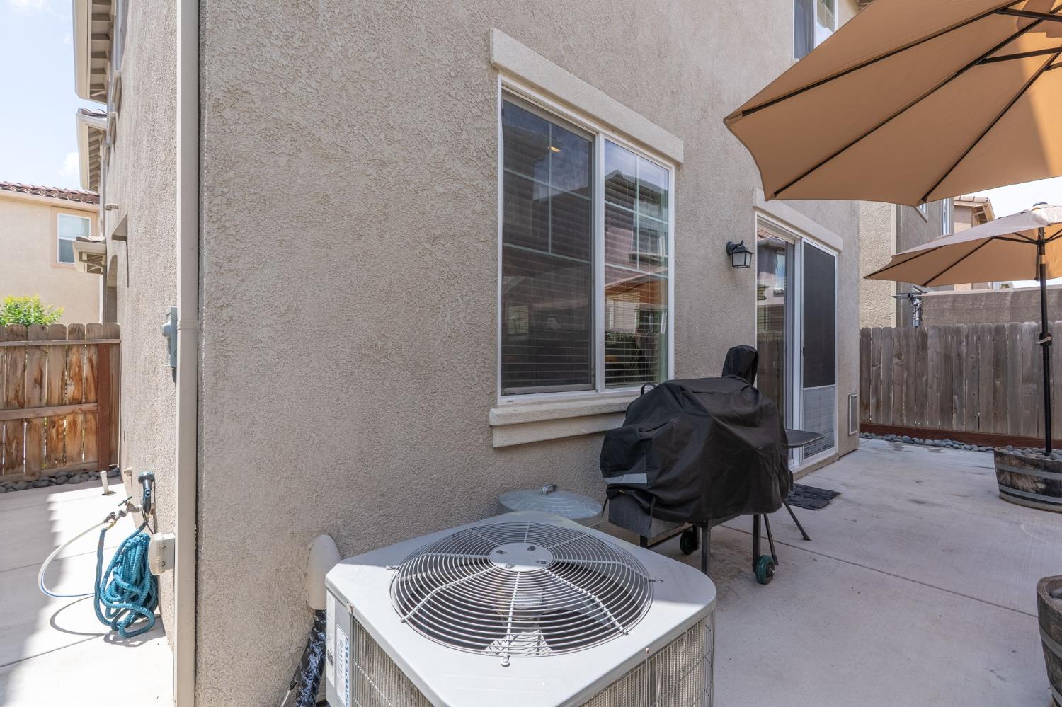 Detail Gallery Image 31 of 34 For 3905 Lookout Dr, Modesto,  CA 95355 - 3 Beds | 2/1 Baths
