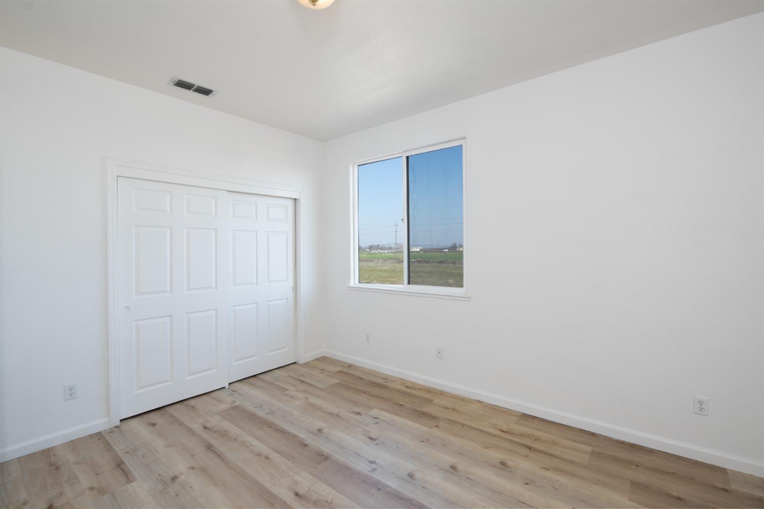 Detail Gallery Image 41 of 59 For 3012 Edgeview Dr, Modesto,  CA 95355 - 5 Beds | 3/1 Baths