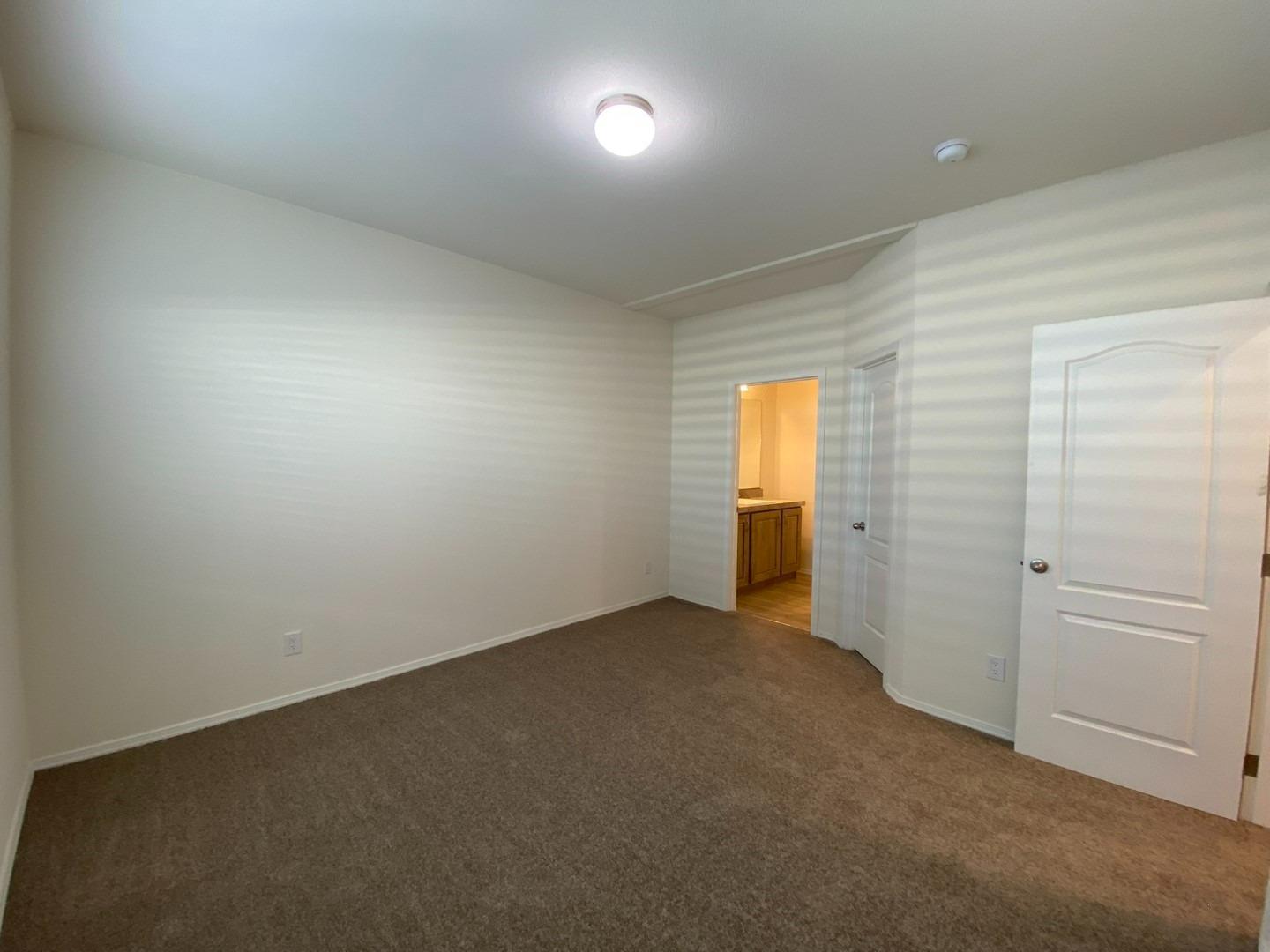 Detail Gallery Image 13 of 20 For 13 Casa Grande Dr, Red Bluff,  CA 96080 - 2 Beds | 2 Baths