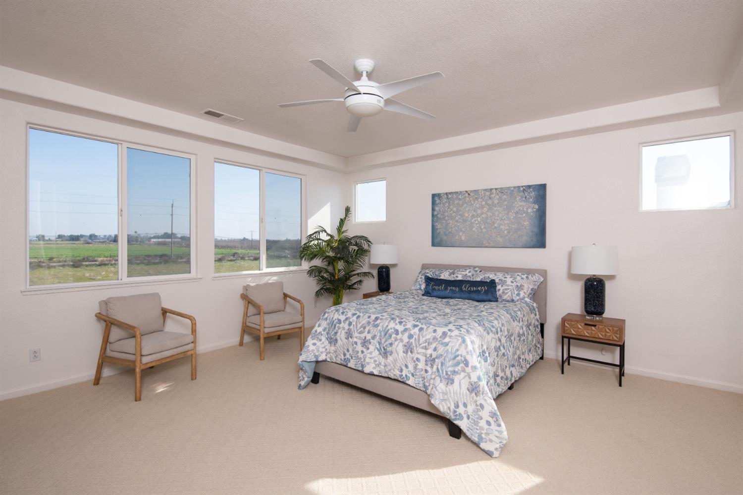 Detail Gallery Image 29 of 59 For 3012 Edgeview Dr, Modesto,  CA 95355 - 5 Beds | 3/1 Baths