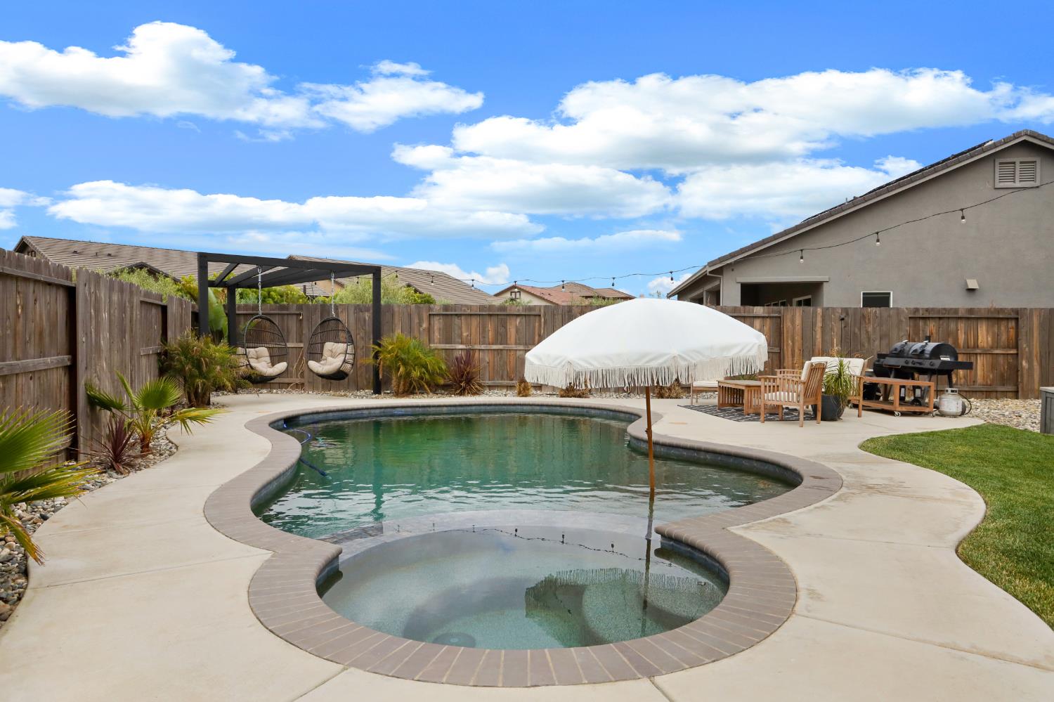 Detail Gallery Image 52 of 61 For 2134 Rambutan Pl, Manteca,  CA 95337 - 5 Beds | 3/1 Baths