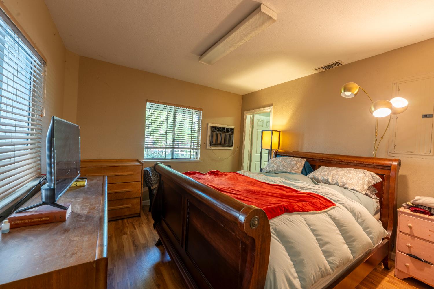 Detail Gallery Image 6 of 44 For 13615 Mccourtney Rd, Grass Valley,  CA 95949 - 2 Beds | 2/2 Baths