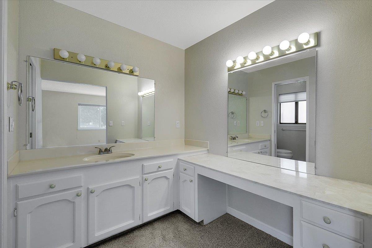 Detail Gallery Image 12 of 60 For 11211 N Lakeshore, Auburn,  CA 95602 - 3 Beds | 2 Baths