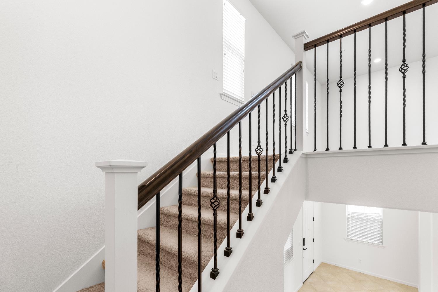 Detail Gallery Image 25 of 42 For 7450 Hanfield Dr, Sacramento,  CA 95829 - 4 Beds | 3/1 Baths