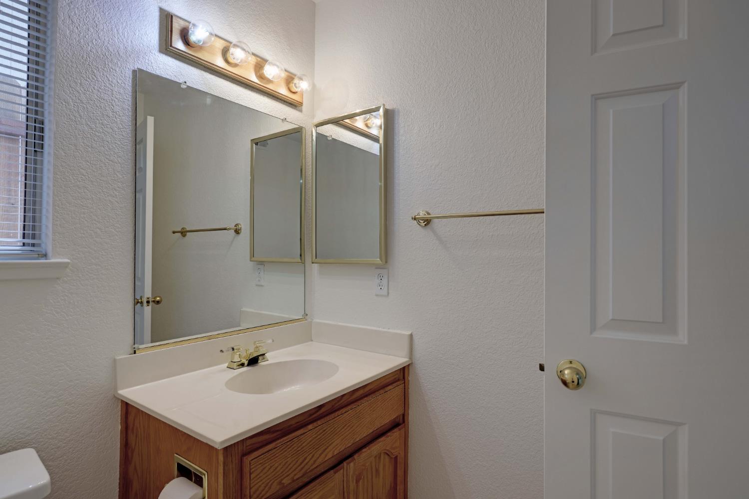 Detail Gallery Image 13 of 23 For 8314 Benjamin Dr, Antelope,  CA 95843 - 3 Beds | 2/1 Baths
