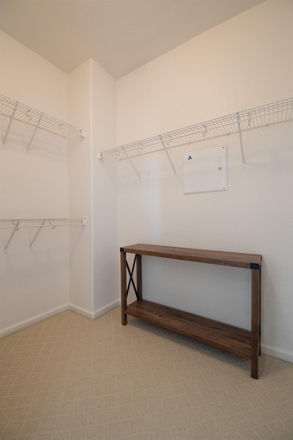 Detail Gallery Image 38 of 59 For 3012 Edgeview Dr, Modesto,  CA 95355 - 5 Beds | 3/1 Baths