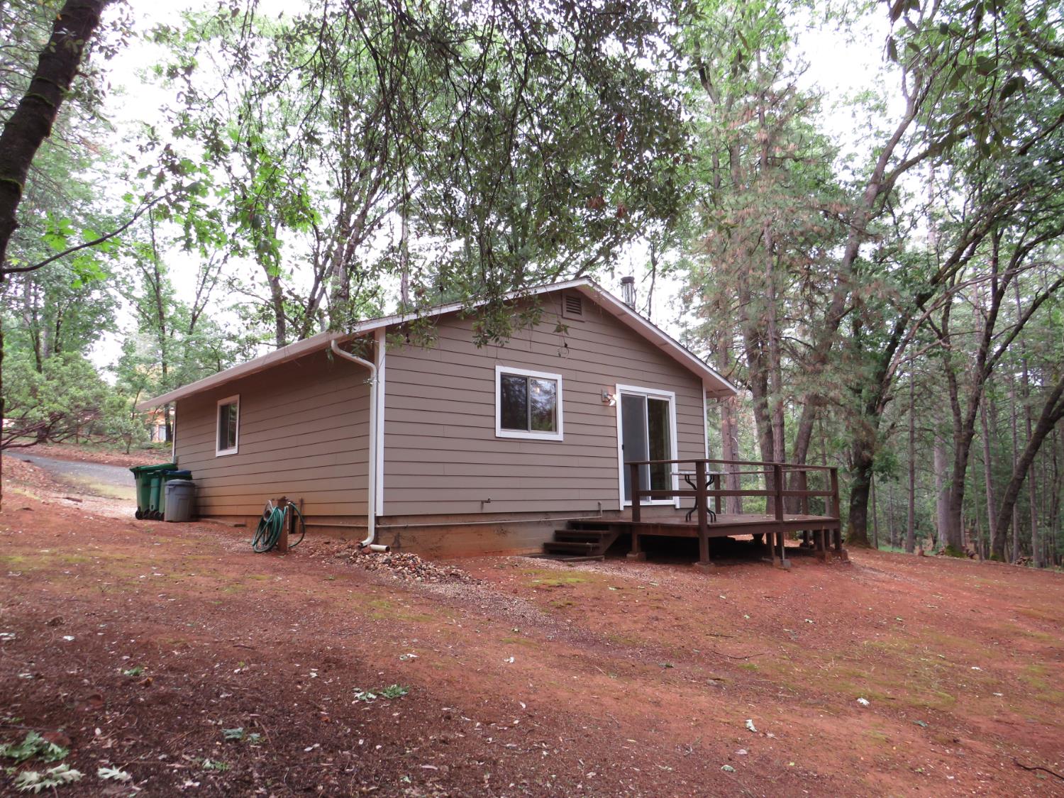Chattering Pines Road, Grass Valley, California image 4