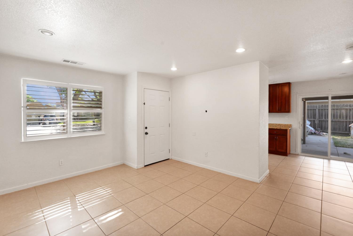 Ronald Court, Modesto, California image 6