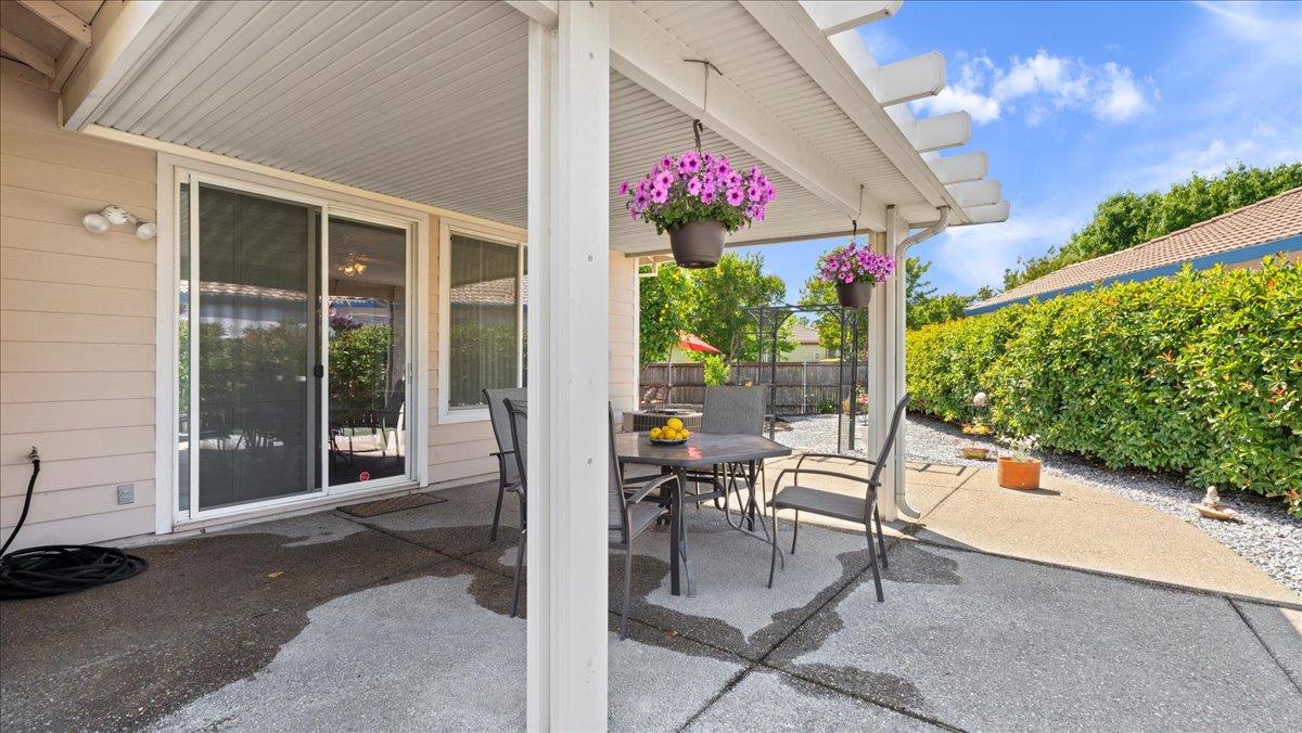 Detail Gallery Image 30 of 48 For 120 Pelican Bay Cir, Sacramento,  CA 95835 - 2 Beds | 2 Baths