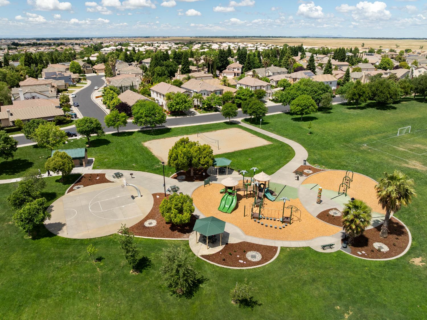 Verrazona Drive, Roseville, California image 31