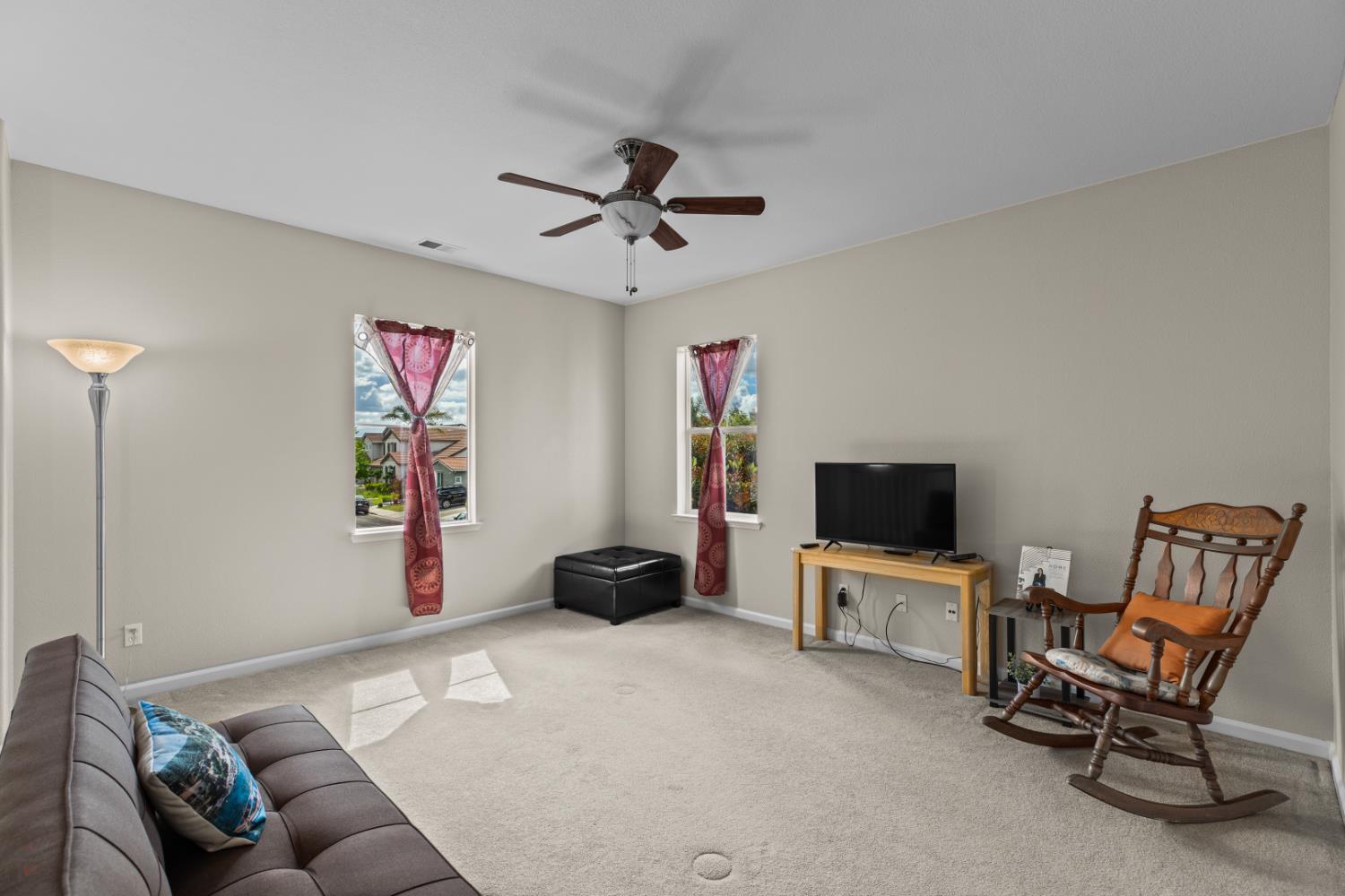 Detail Gallery Image 33 of 59 For 521 Mcdowell Way, Tracy,  CA 95377 - 4 Beds | 3 Baths