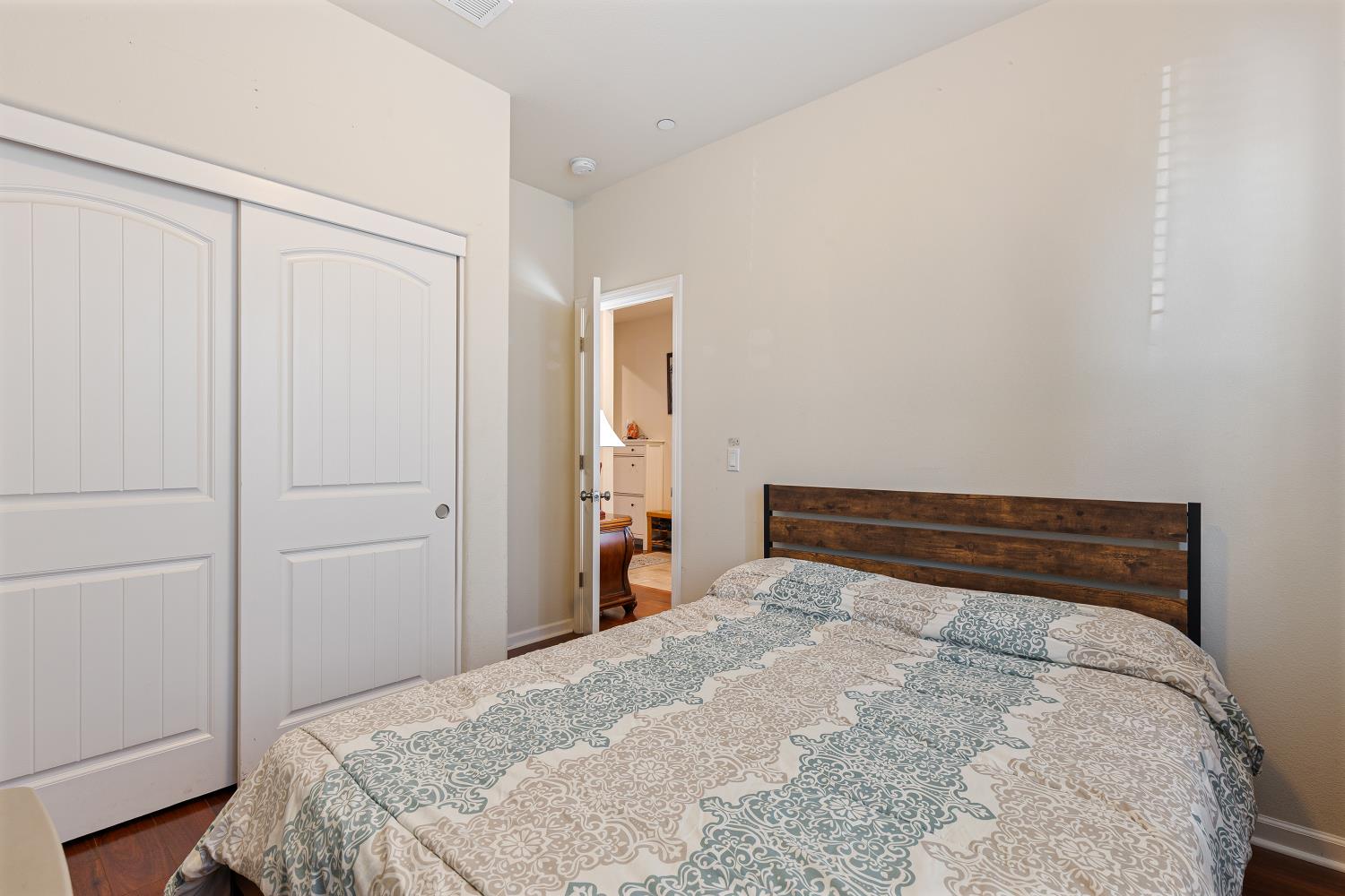 Detail Gallery Image 7 of 36 For 951 Alvarado Ct, Stockton,  CA 95204 - 3 Beds | 2 Baths