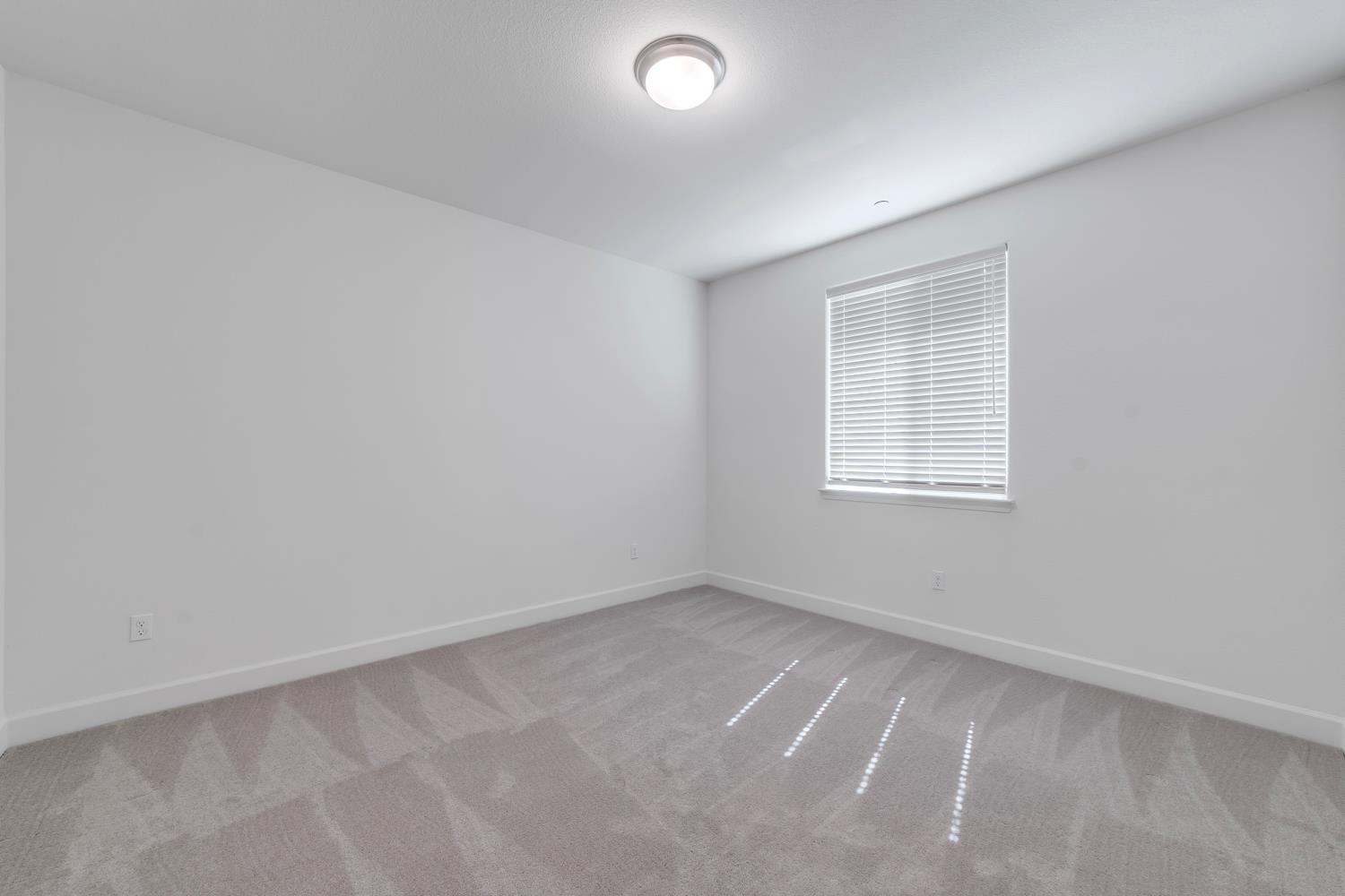 Detail Gallery Image 43 of 61 For 5092 Gold Rush Dr, Folsom,  CA 95630 - 4 Beds | 3/1 Baths