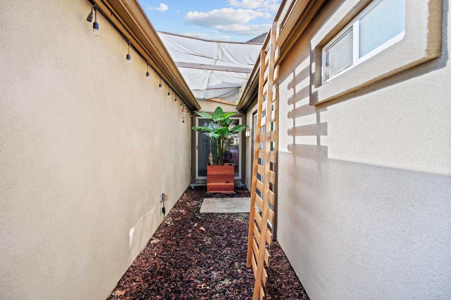Detail Gallery Image 20 of 25 For 50 Willowood Dr, Oakdale,  CA 95361 - 3 Beds | 2 Baths