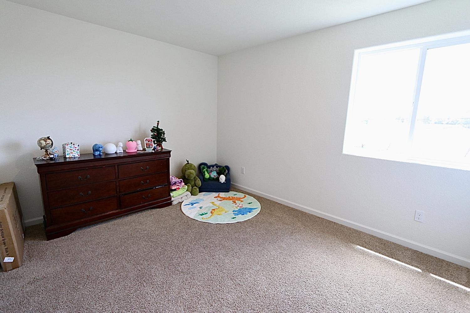 Detail Gallery Image 15 of 26 For 2216 Rick Dr, Marysville,  CA 95901 - 5 Beds | 3 Baths
