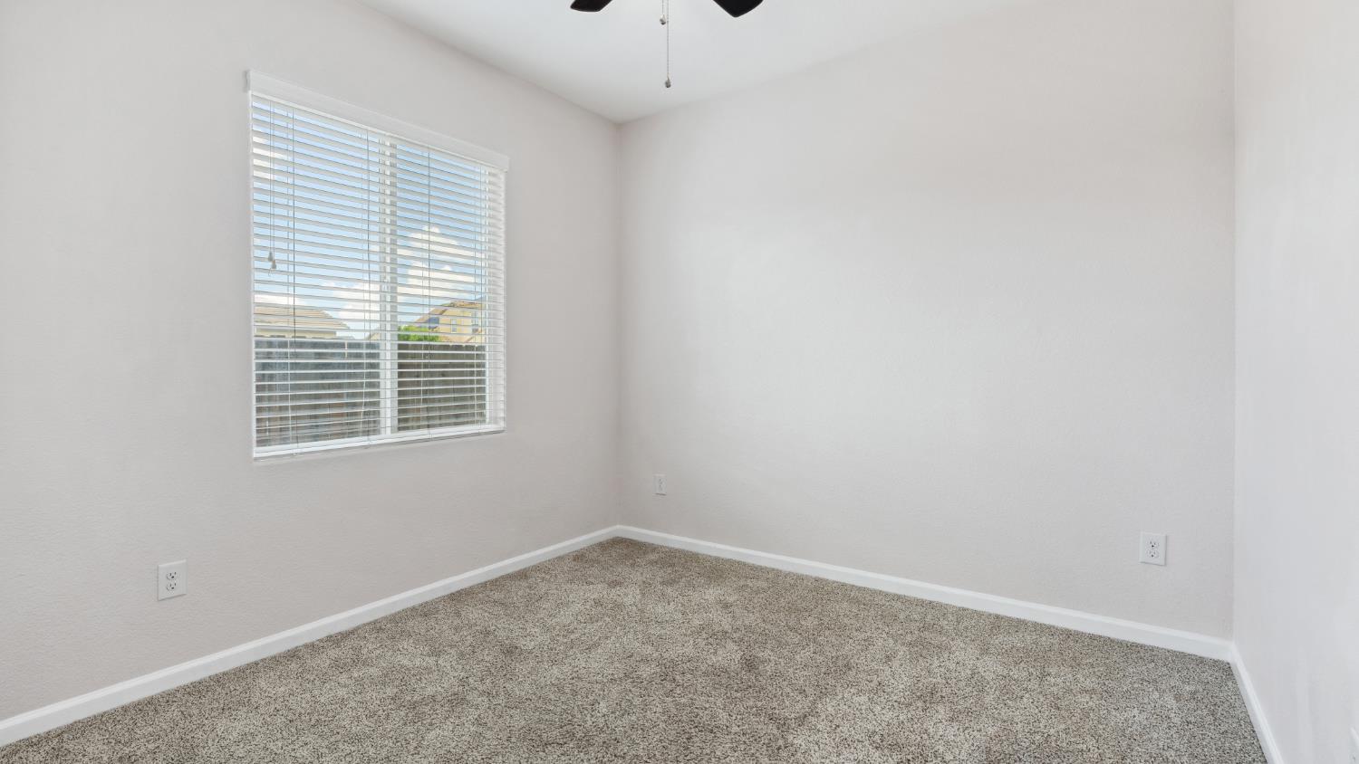 Detail Gallery Image 20 of 31 For 9064 Hourglass Cir, Roseville,  CA 95747 - 3 Beds | 2 Baths
