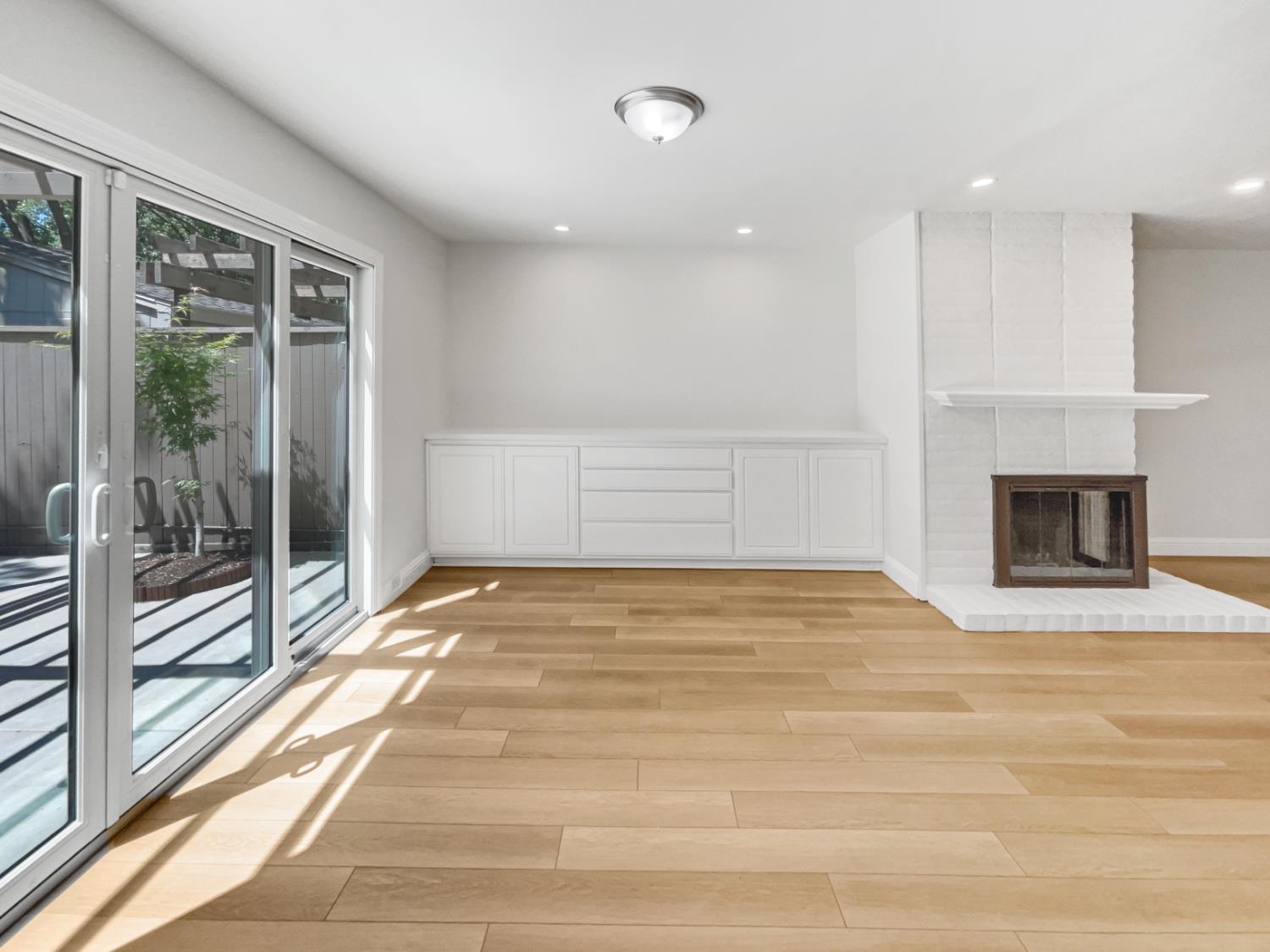 Photo #14: 225062142 Listing: Photo #14