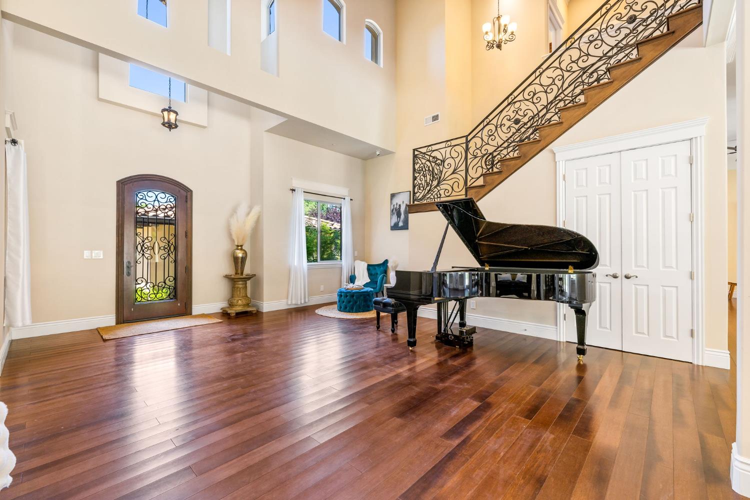 Detail Gallery Image 24 of 98 For 5521 Monte Claire Ln, Loomis,  CA 95650 - 6 Beds | 6/1 Baths