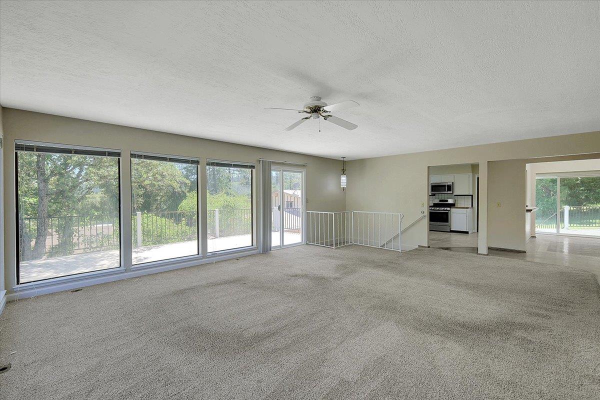 Detail Gallery Image 32 of 60 For 11211 N Lakeshore, Auburn,  CA 95602 - 3 Beds | 2 Baths