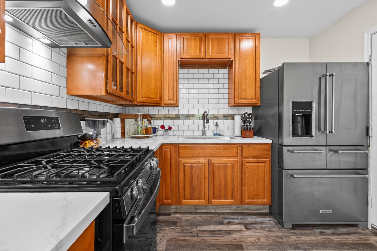 Detail Gallery Image 12 of 36 For 10164 Crawford Way, Sacramento,  CA 95827 - – Beds | – Baths