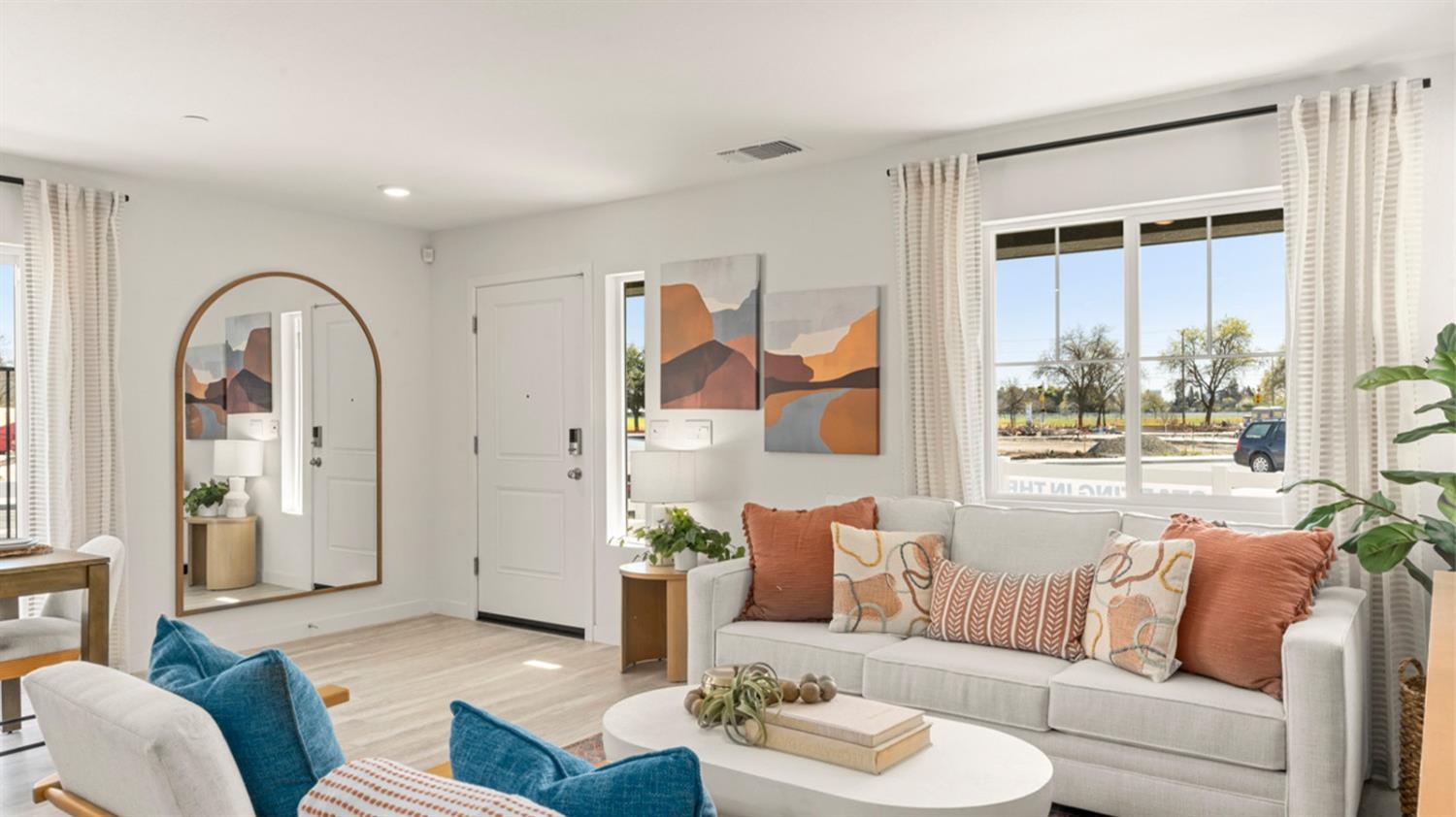 Detail Gallery Image 3 of 11 For 935 Night Sky Lane Walk, Sacramento,  CA 95834 - 3 Beds | 2 Baths