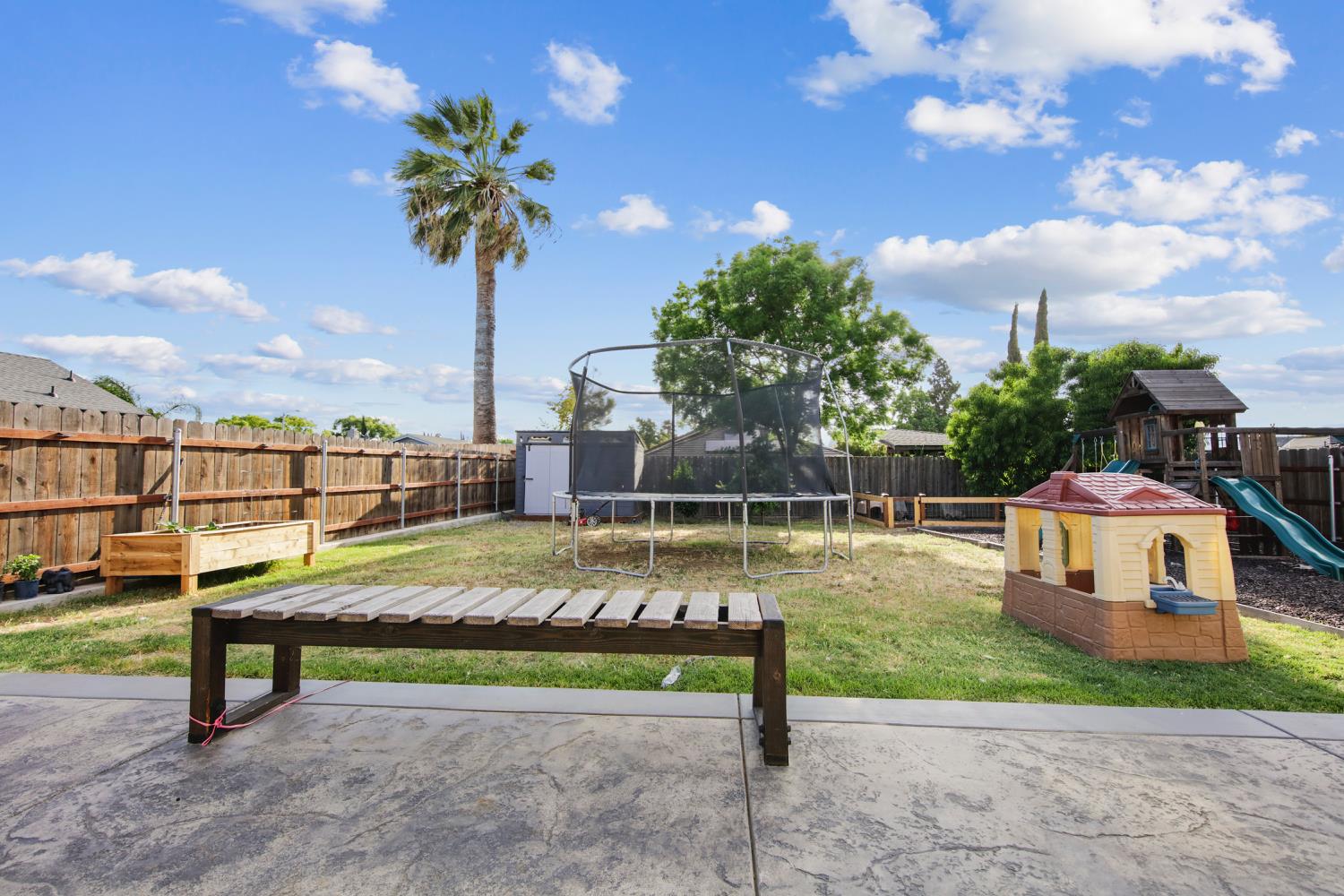 Detail Gallery Image 30 of 37 For 673 Locust Ave, Manteca,  CA 95337 - 3 Beds | 2 Baths