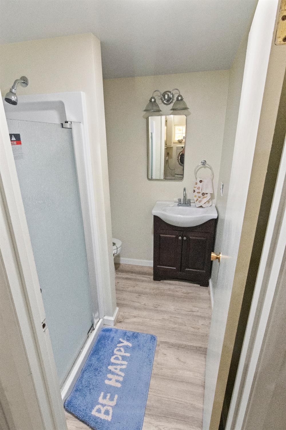 Detail Gallery Image 20 of 30 For 6281 Denslow Way, Sacramento,  CA 95823 - 4 Beds | 4 Baths