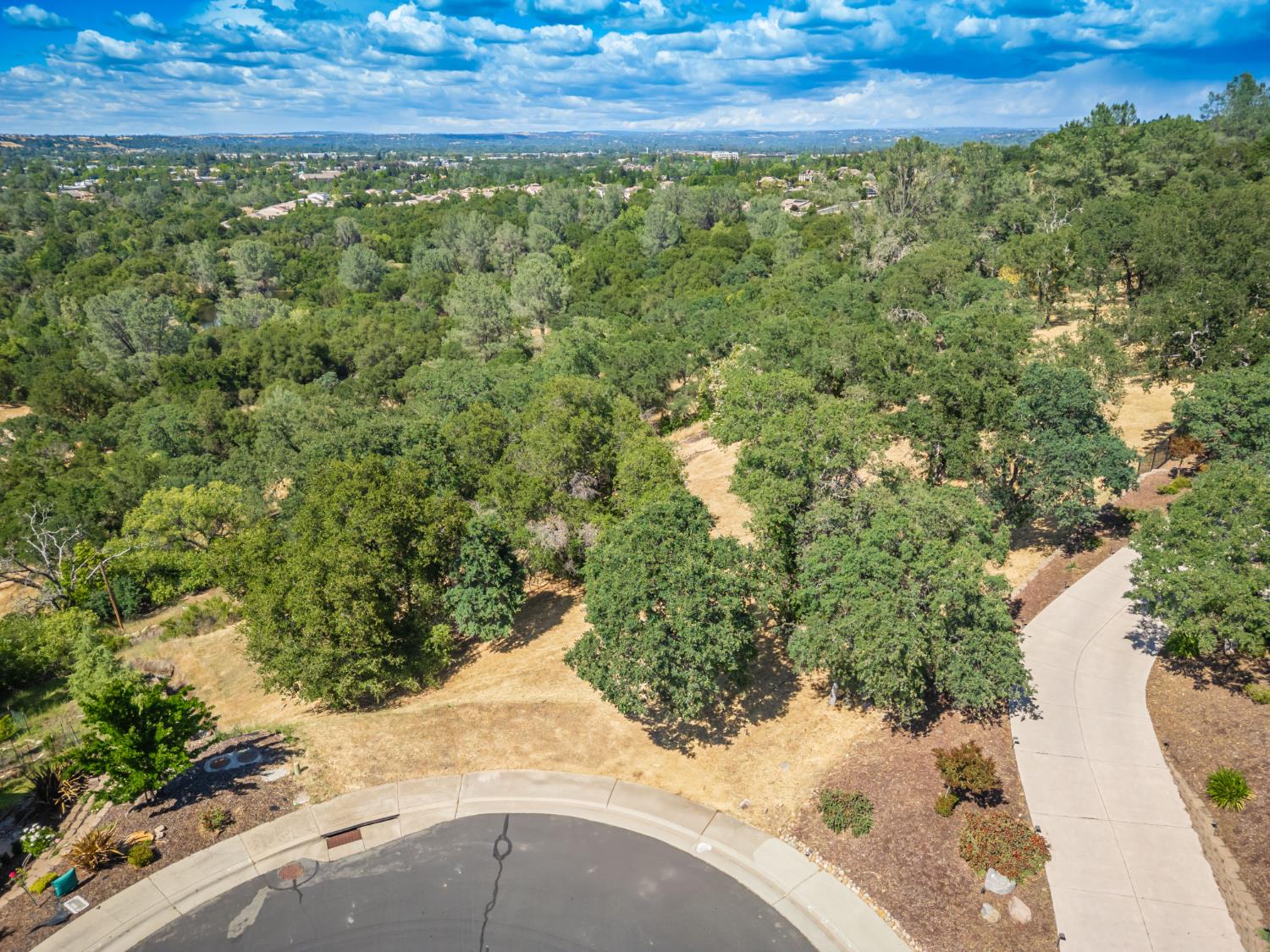 Cornwall Court, Rocklin, California image 3