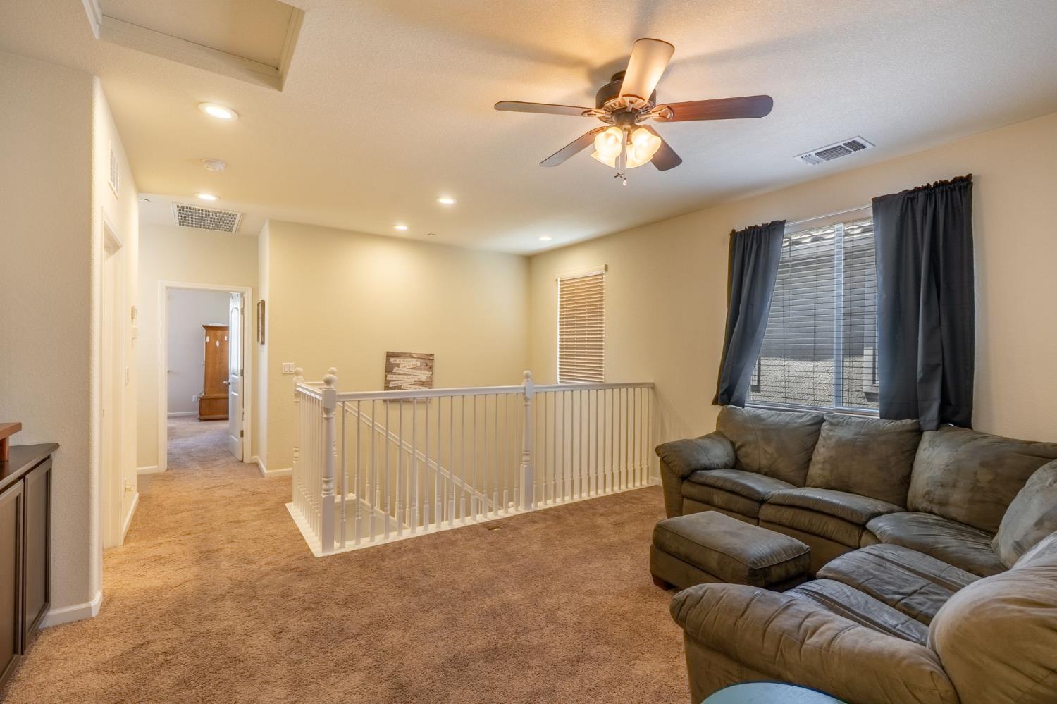 Detail Gallery Image 18 of 34 For 3905 Lookout Dr, Modesto,  CA 95355 - 3 Beds | 2/1 Baths