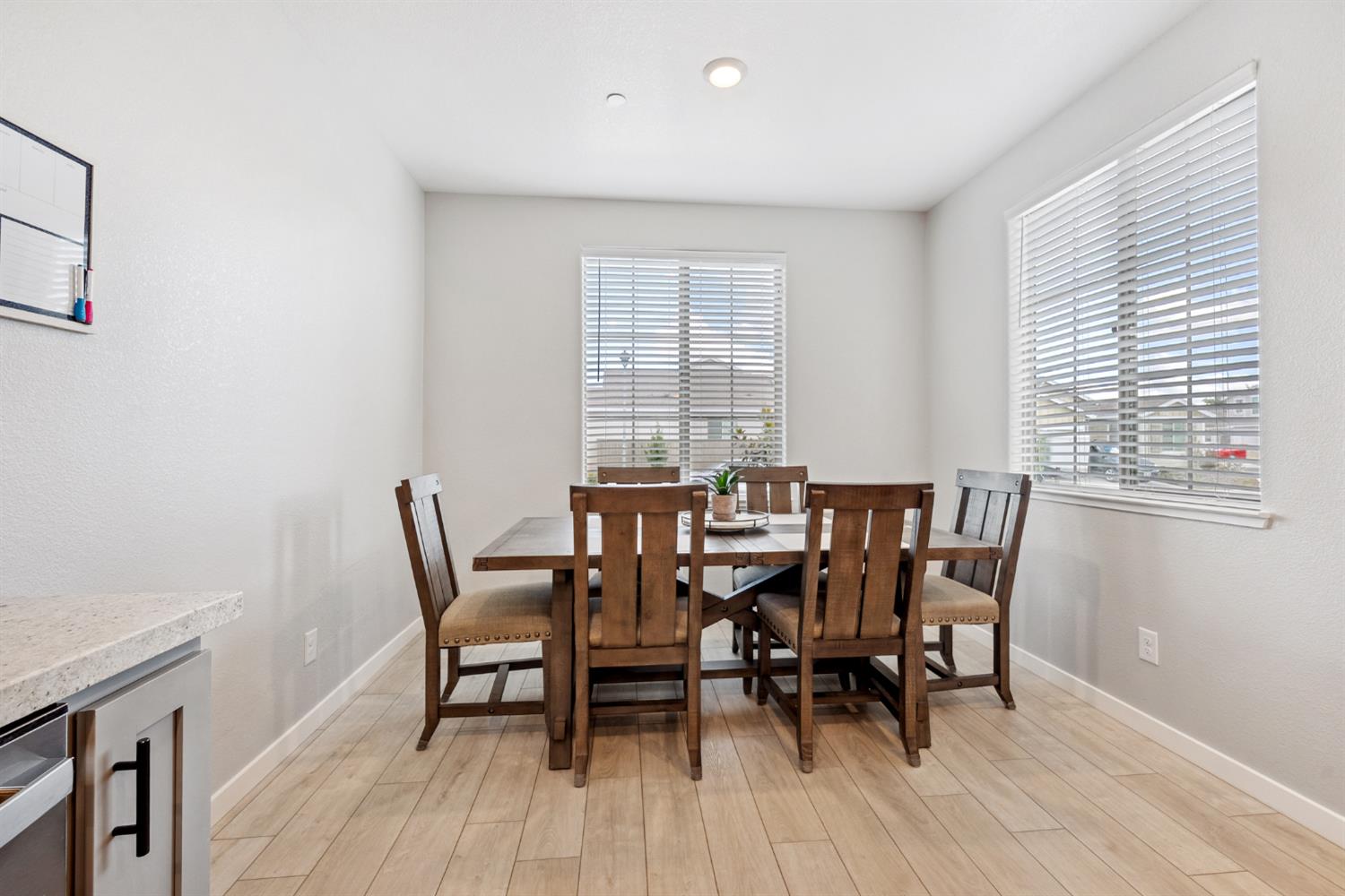 Detail Gallery Image 14 of 27 For 2196 Woodlet St, Marysville,  CA 95901 - 3 Beds | 2 Baths