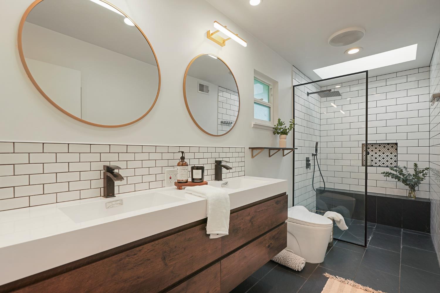 Detail Gallery Image 40 of 79 For 2321 Bonniebrook Dr, Stockton,  CA 95207 - 3 Beds | 2/1 Baths