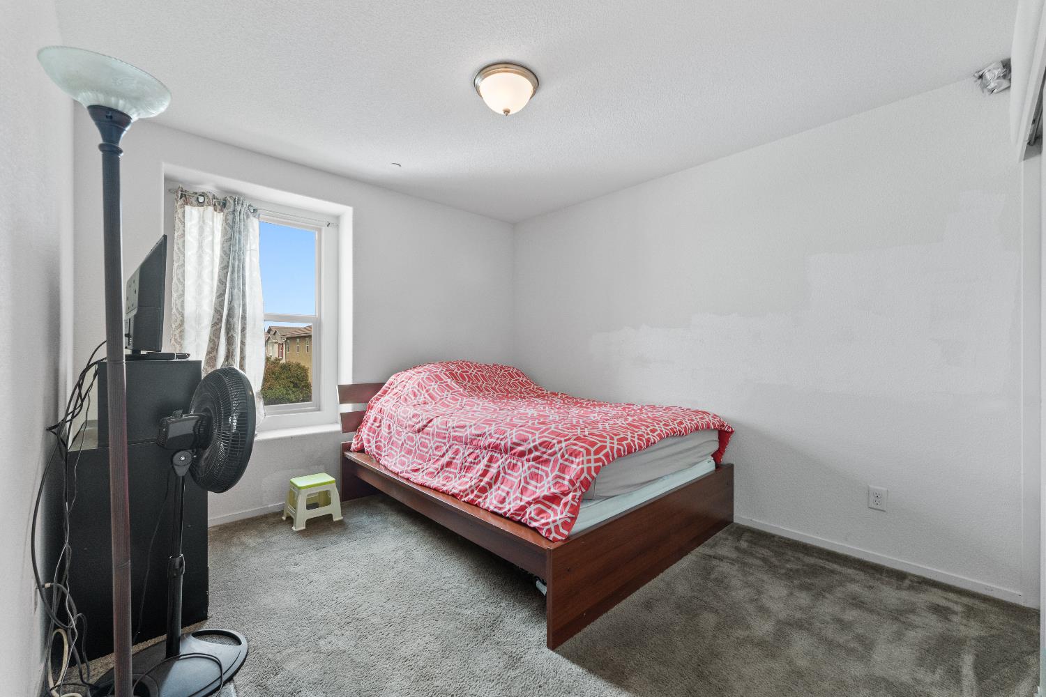 Detail Gallery Image 27 of 59 For 8269 Red Rock Dr, Sacramento,  CA 95829 - 4 Beds | 2/1 Baths