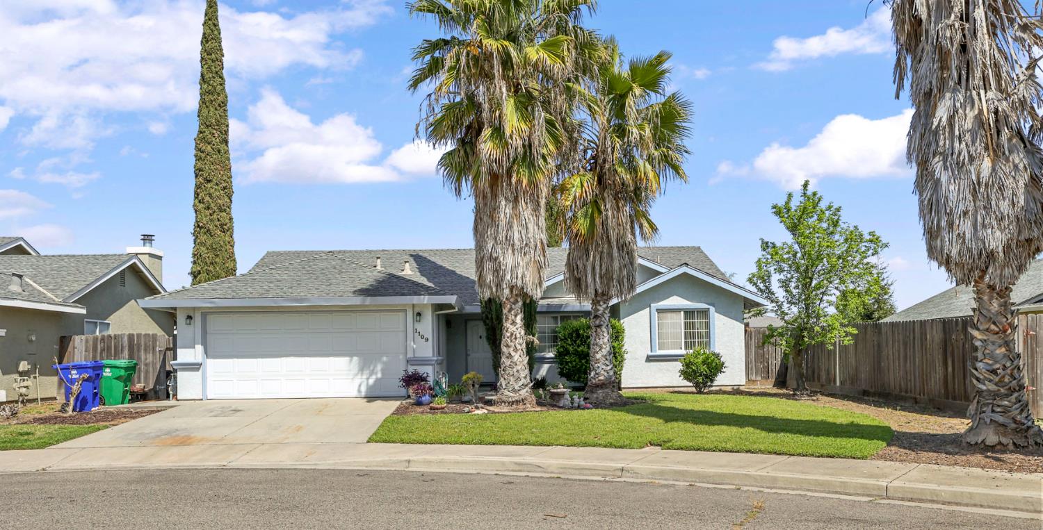 Detail Gallery Image 1 of 35 For 1109 Magnolia, Atwater,  CA 95301 - 3 Beds | 2 Baths